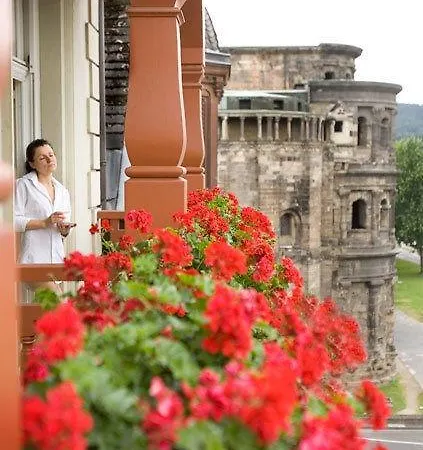 Roemischer Kaiser Otel Trier